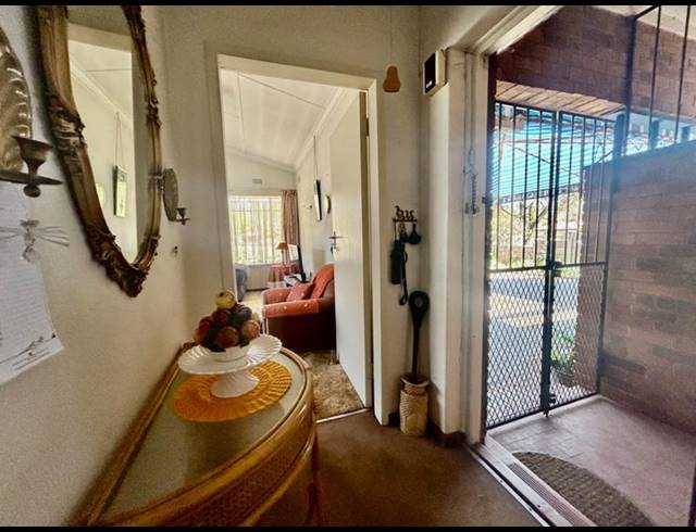 3 BEDROOM HOUSE FOR SALE IN VANDERBIJLPARK CW 5